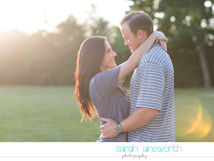 moffitt-oaks-wedding-tomball-wedding-photographer-tomball-rustic-engagement-pictures-natalie-justin012
