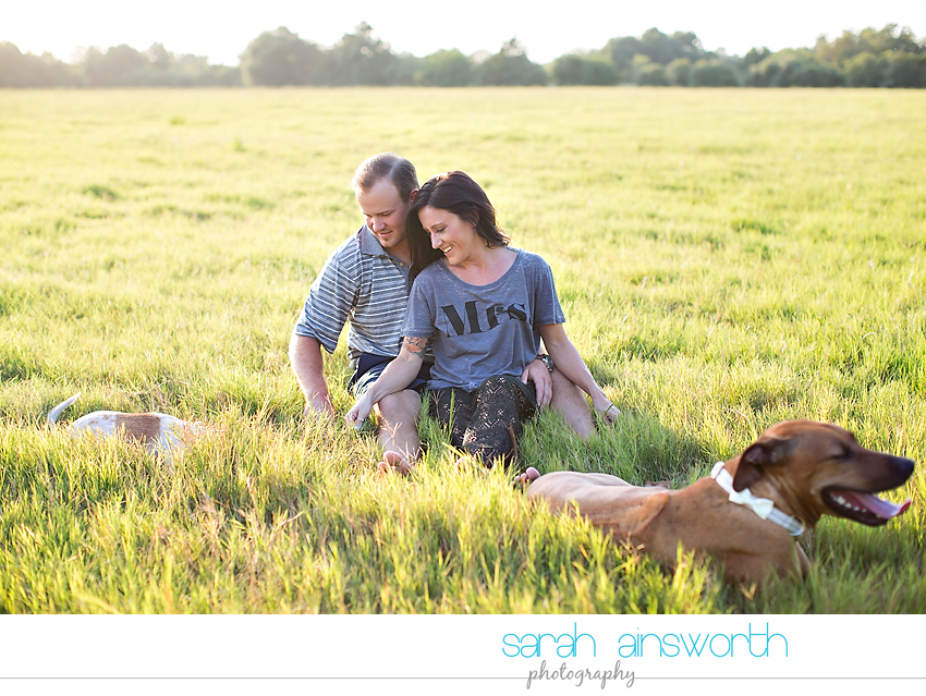 moffitt-oaks-wedding-tomball-wedding-photographer-tomball-rustic-engagement-pictures-natalie-justin019