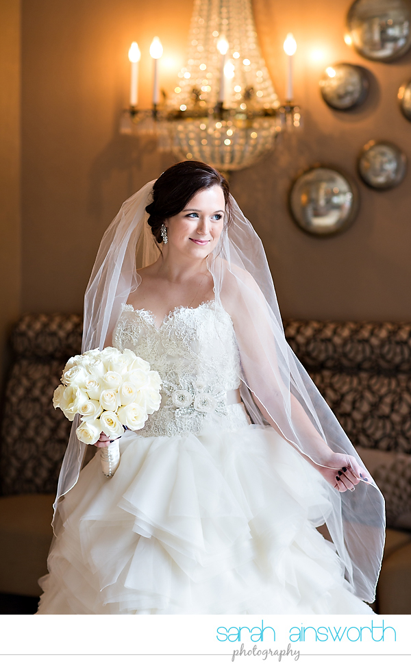 houston-wedding-photographer-crystal-ballroom-wedding-bridal-pictures-rice-hotel-annie001