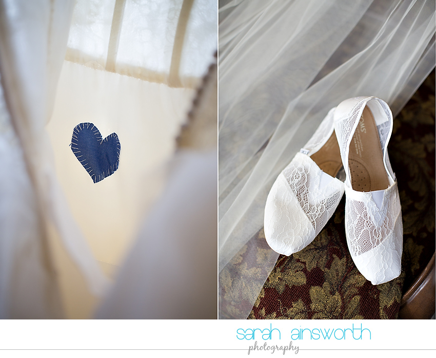 houston-wedding-photographer-crystal-ballroom-wedding-rice-hotel-annie-brad01