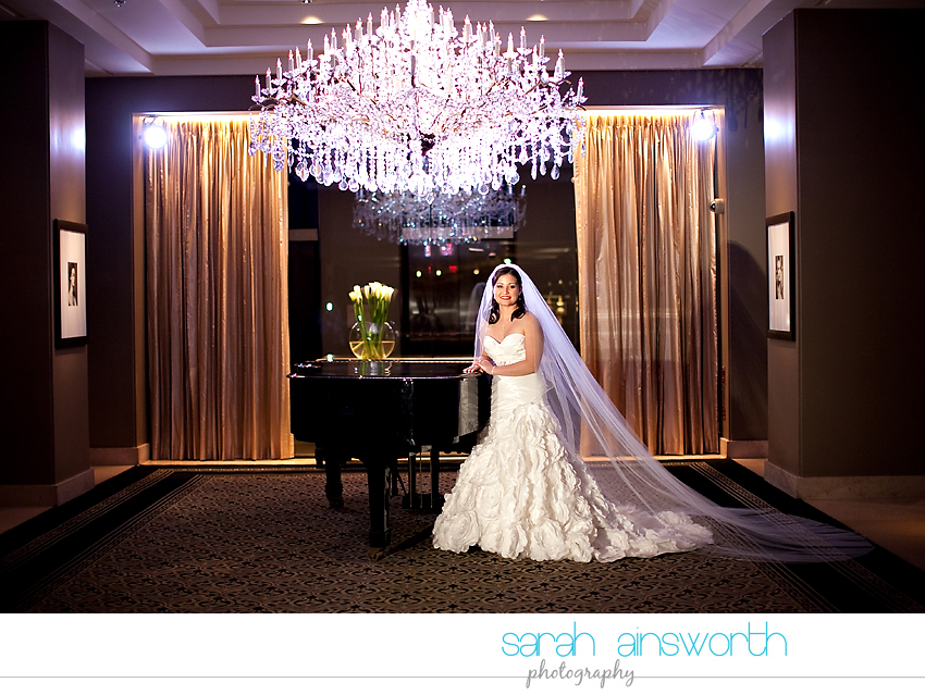 houston-wedding-photographer-hotel-zaza-wedding-bridal-portraits-linette012