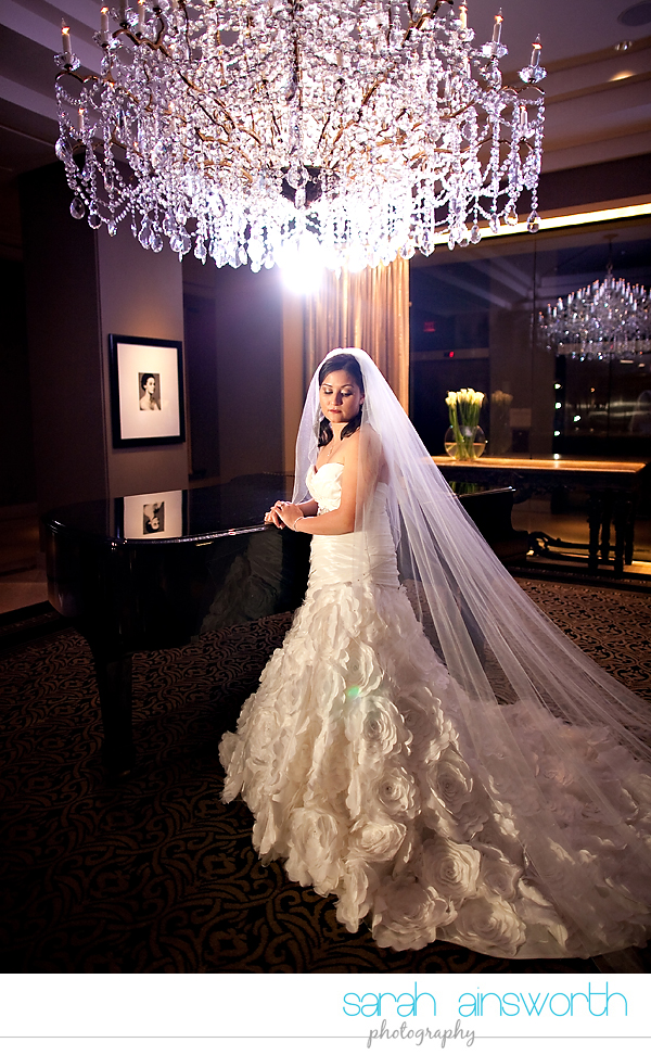 houston-wedding-photographer-hotel-zaza-wedding-bridal-portraits-linette015