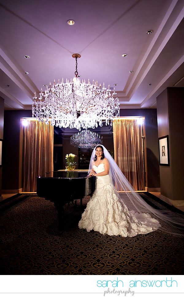 houston-wedding-photographer-hotel-zaza-wedding-bridal-portraits-linette018