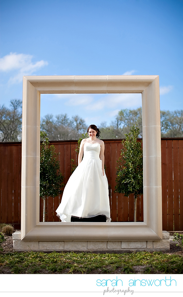 houston-wedding-photographer-briscoe-manor-wedding-bridal-portraits-nicole013