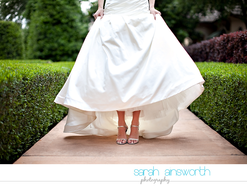 houston-wedding-photographer-royal-oaks-country-club-wedding-bridal-portriats-sara013