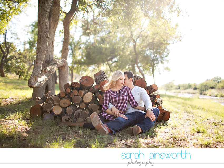 houston-wedding-photographer-fall-engagement-pictures-camping-styled-shoot-brenna-mason012
