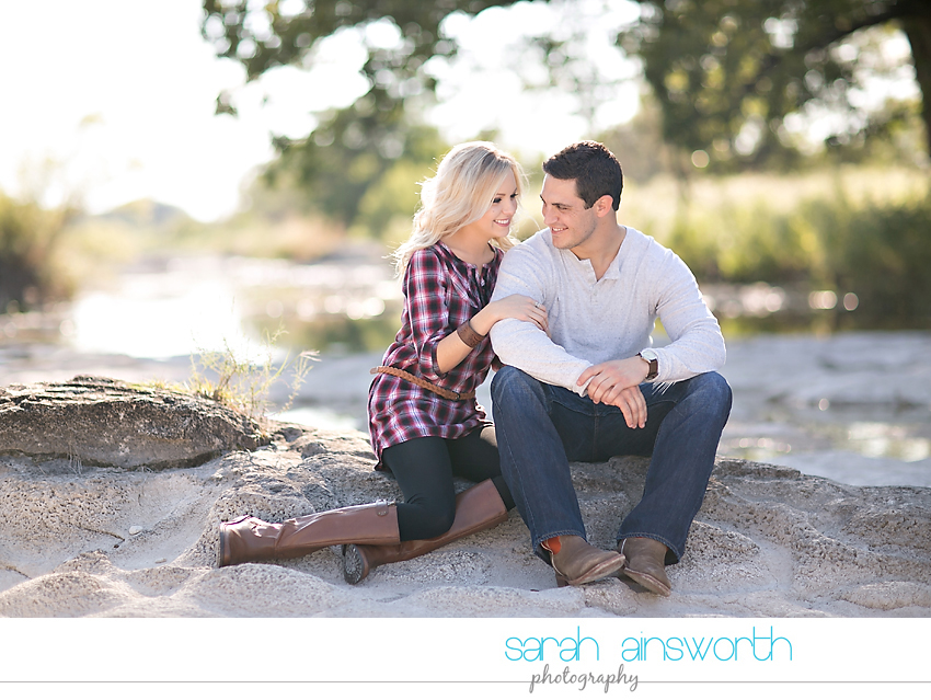 houston-wedding-photographer-fall-engagement-pictures-camping-styled-shoot-brenna-mason020