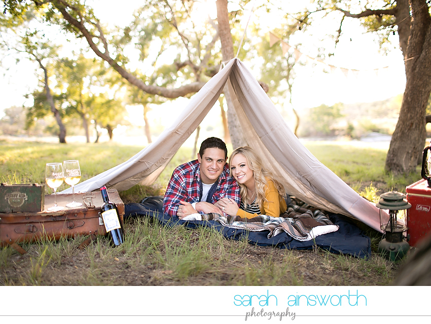 houston-wedding-photographer-fall-engagement-pictures-camping-styled-shoot-brenna-mason027