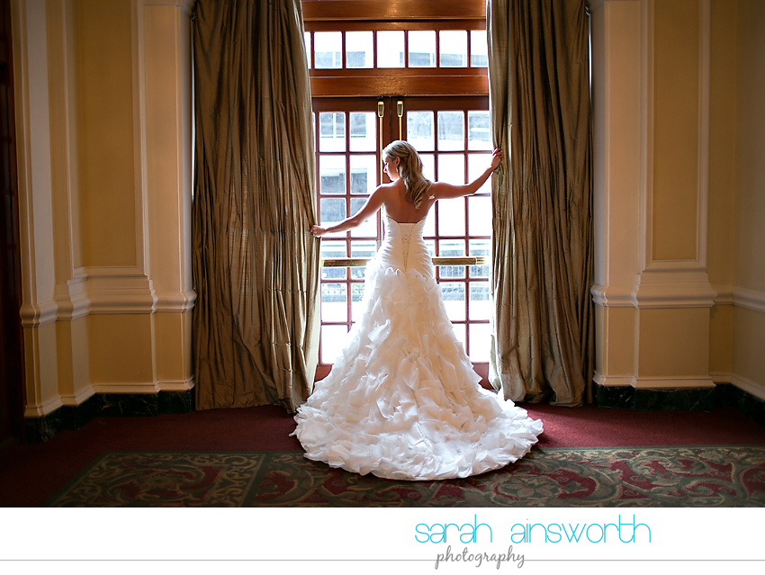 houston-wedding-photography-crystal-ballroom-wedding-bridals-rice-hotel-cindy016