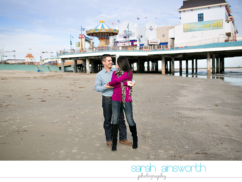 houston-wedding-photography-kristin-chris-galveston-pleasure-pier-engagement020