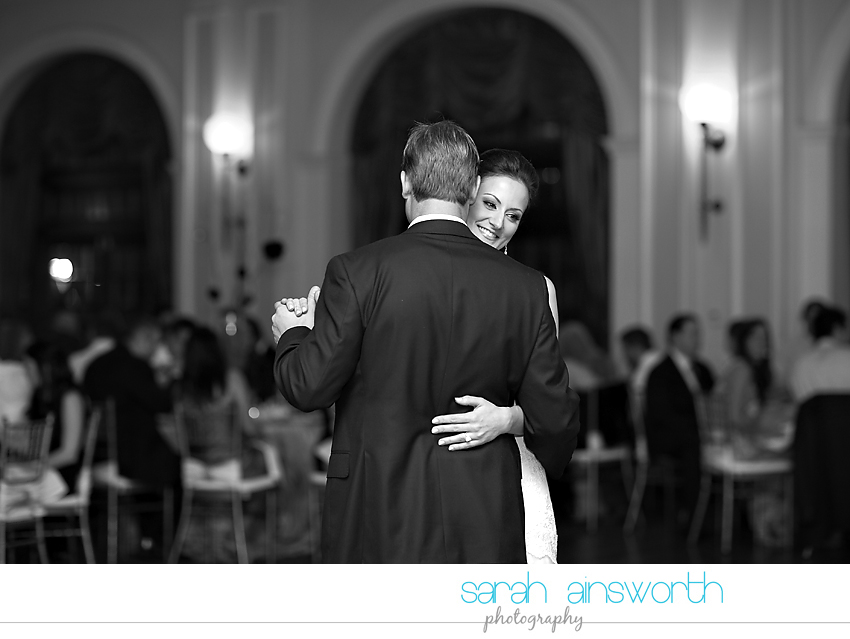houston-wedding-photography-christ-church-cathedral-crystal-ballroom-wedding-rice-hotel-wedding-magnolia-hotel-wedding-rebecca-chris049