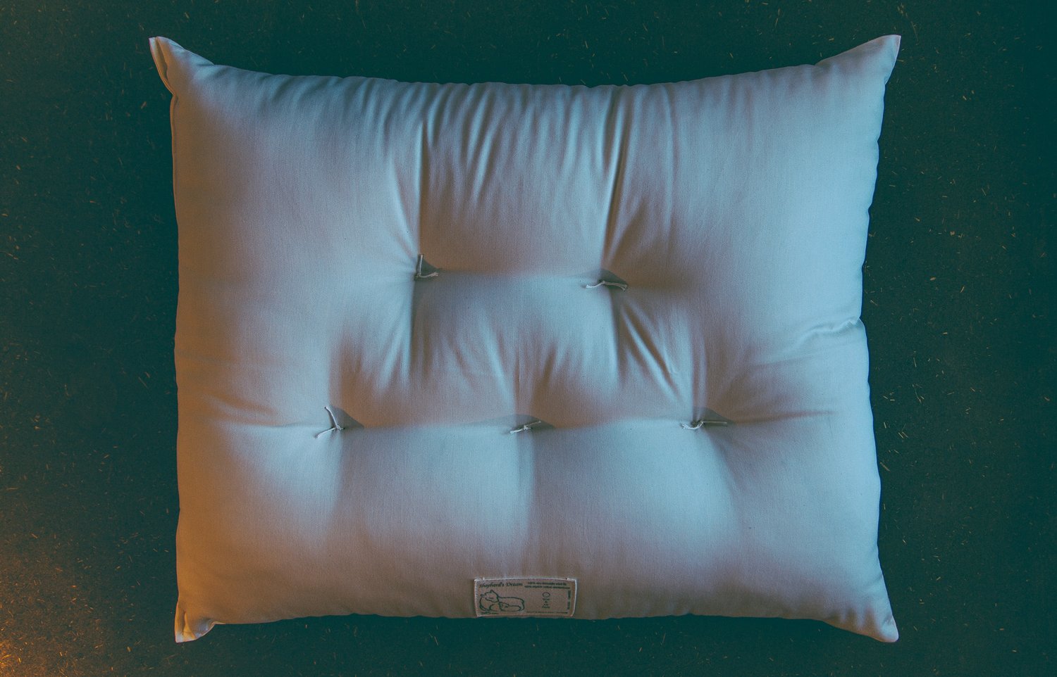 Contour pillow — Shepherd's Dream Canada