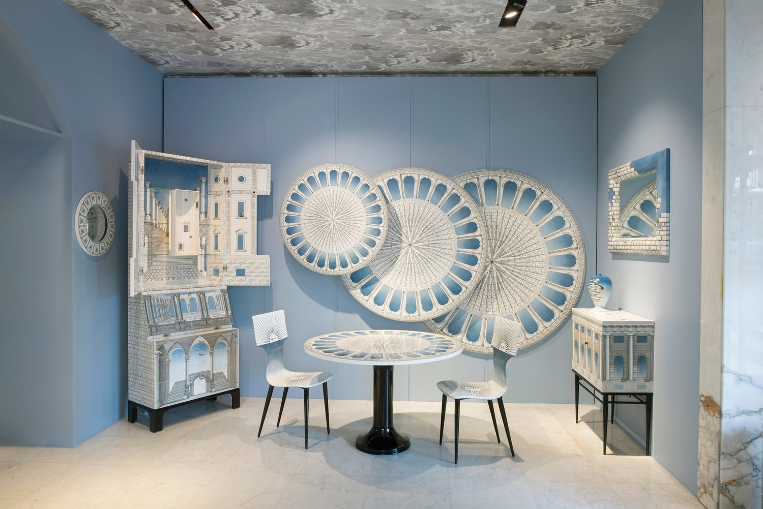 The history behind the Fornasetti Sole chair - Homes and Antiques