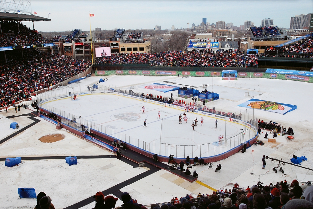2009 Winter Classic Action Photo - Red 
