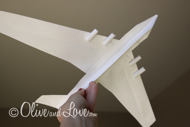 747 jumbo jet paper airplane