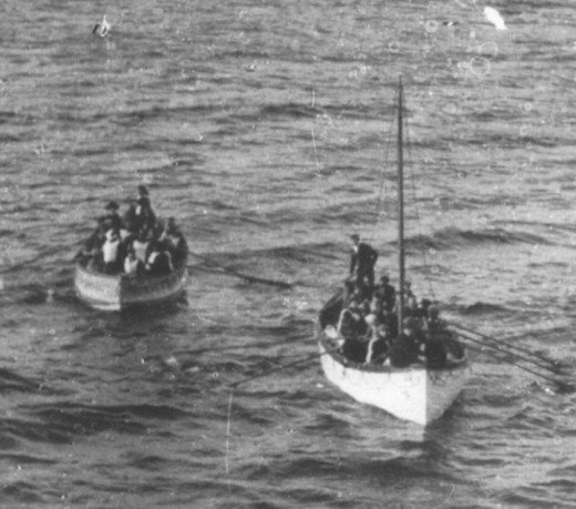 Titanic lifeboats approaching Carpathia