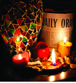 syracuse daily orange candle
