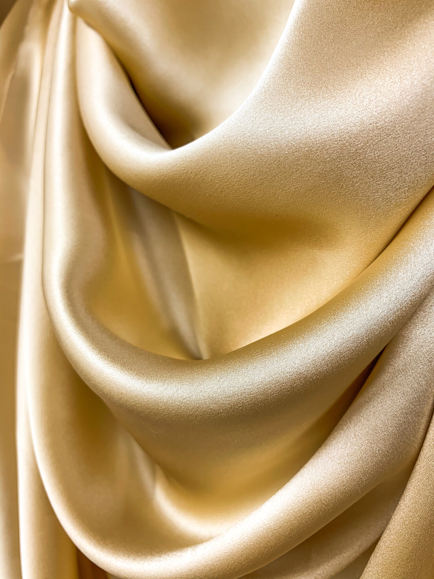 Gold Color 100% Pure Mulberry Silk Fabric 19 momme Silk By The Yard — NOCHKA