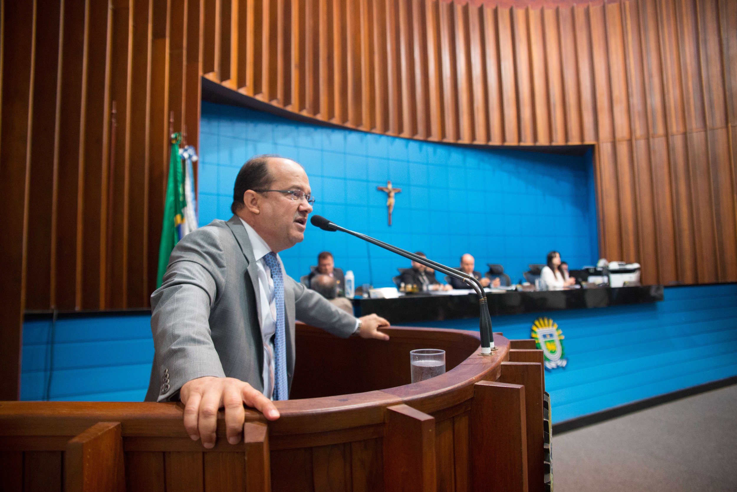 Deputado Barbosinha durante votação que garantiu a criação do segundo Cartório de Imóveis em Dourados. Foto: João Garrigó