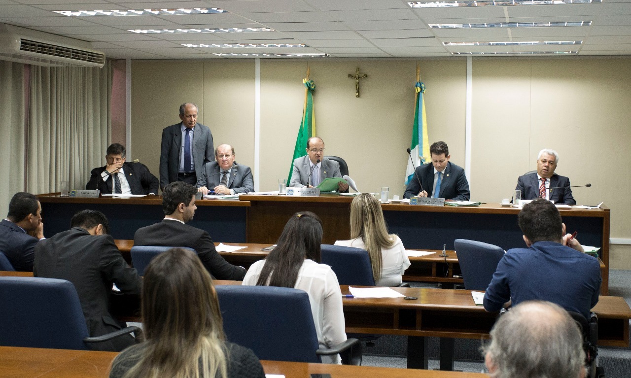 Comissão de Constituição e Justiça analisou 10 matérias hoje. Foto: João Garrigó