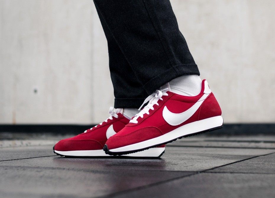 nike tailwind 79 red and white