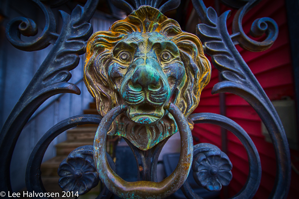 Lion Gate Keeper