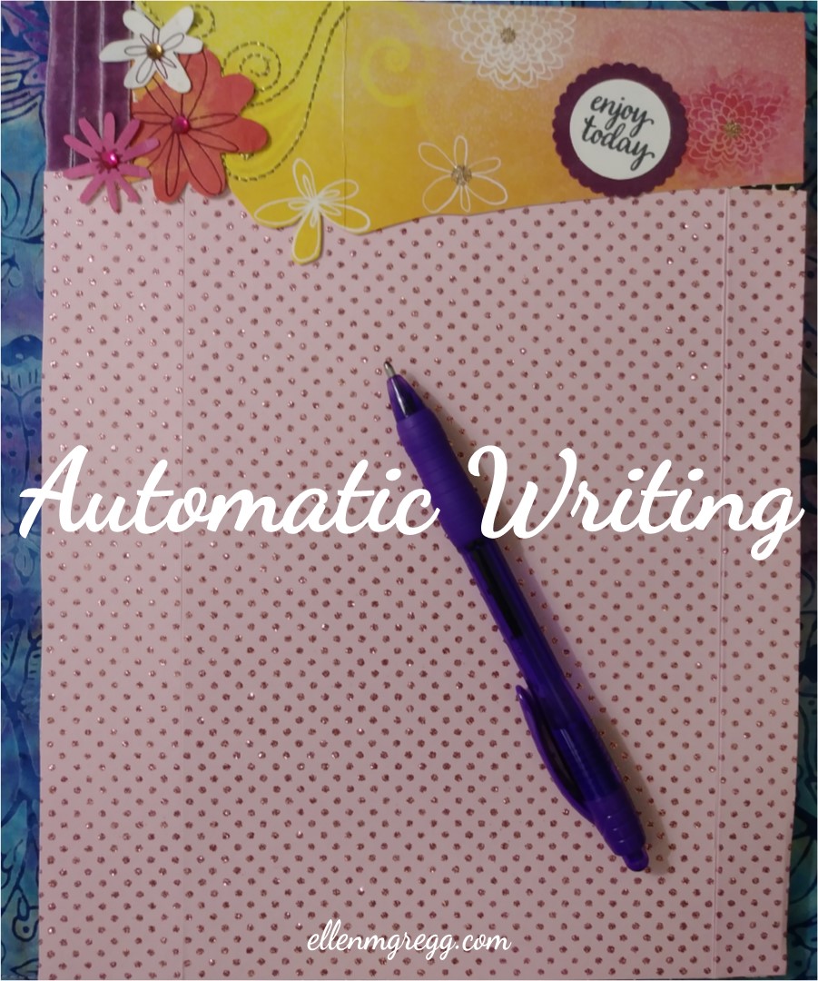Automatic Writing: Intuitive Memory | A post by Ellen M. Gregg :: Intuitive | #automaticwriting #channeledwriting #channeling #intuitivememory #thesoulways