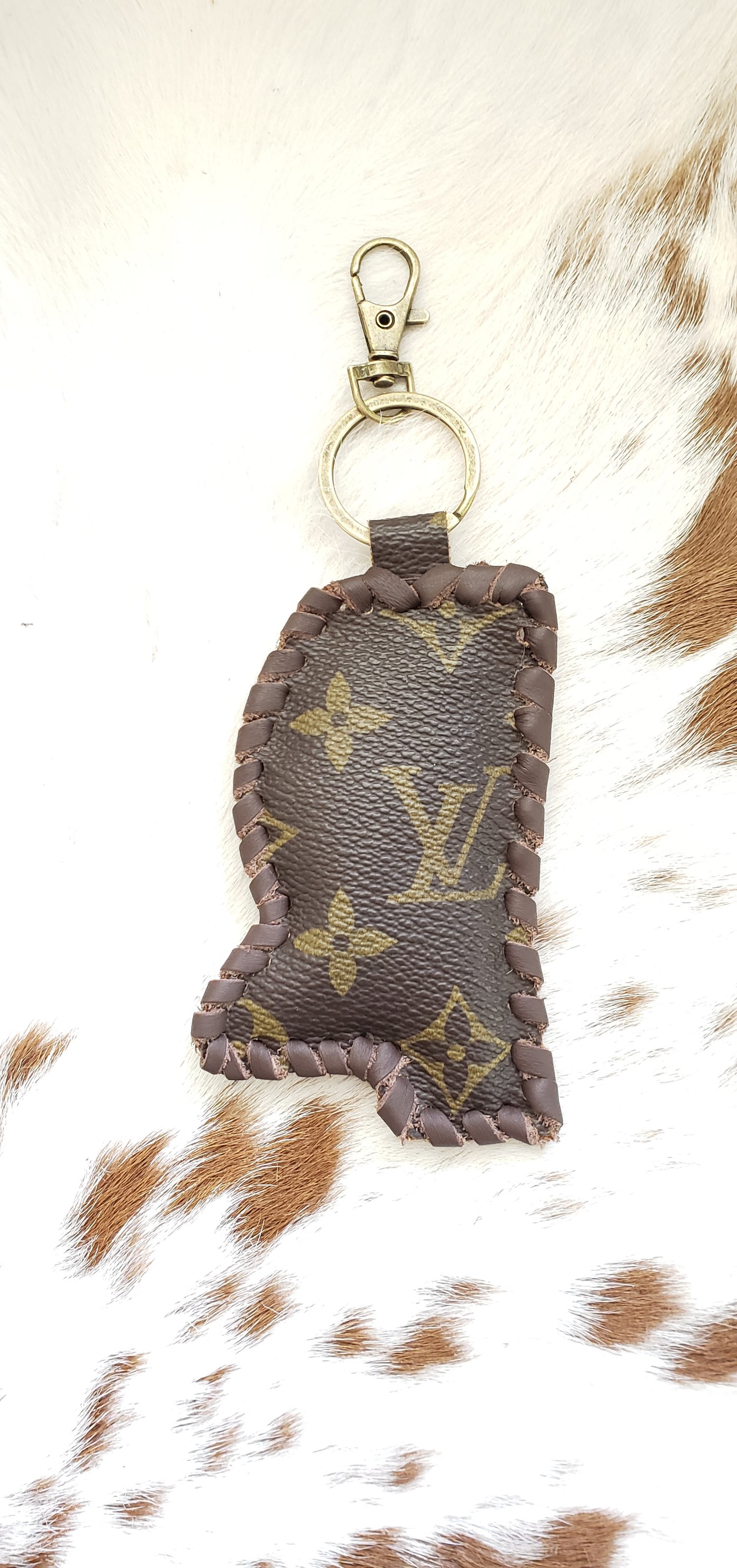 Upcycled LV Chain Link Tassel Keychain – Anagails