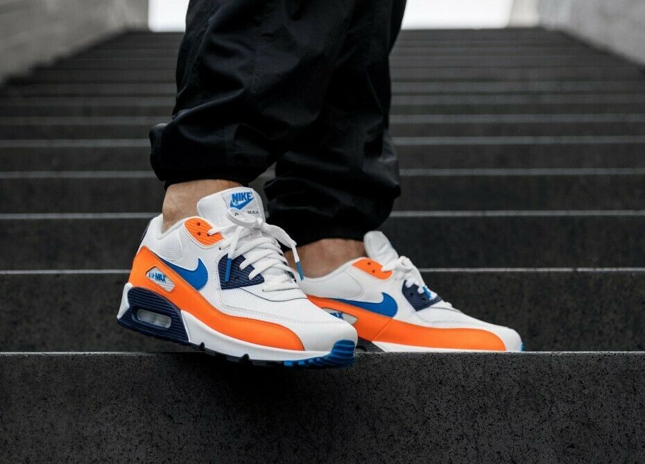 The Nike Air Max 90 Essential Is On Sale For Over 35% Off! — Kicks Under  Cost