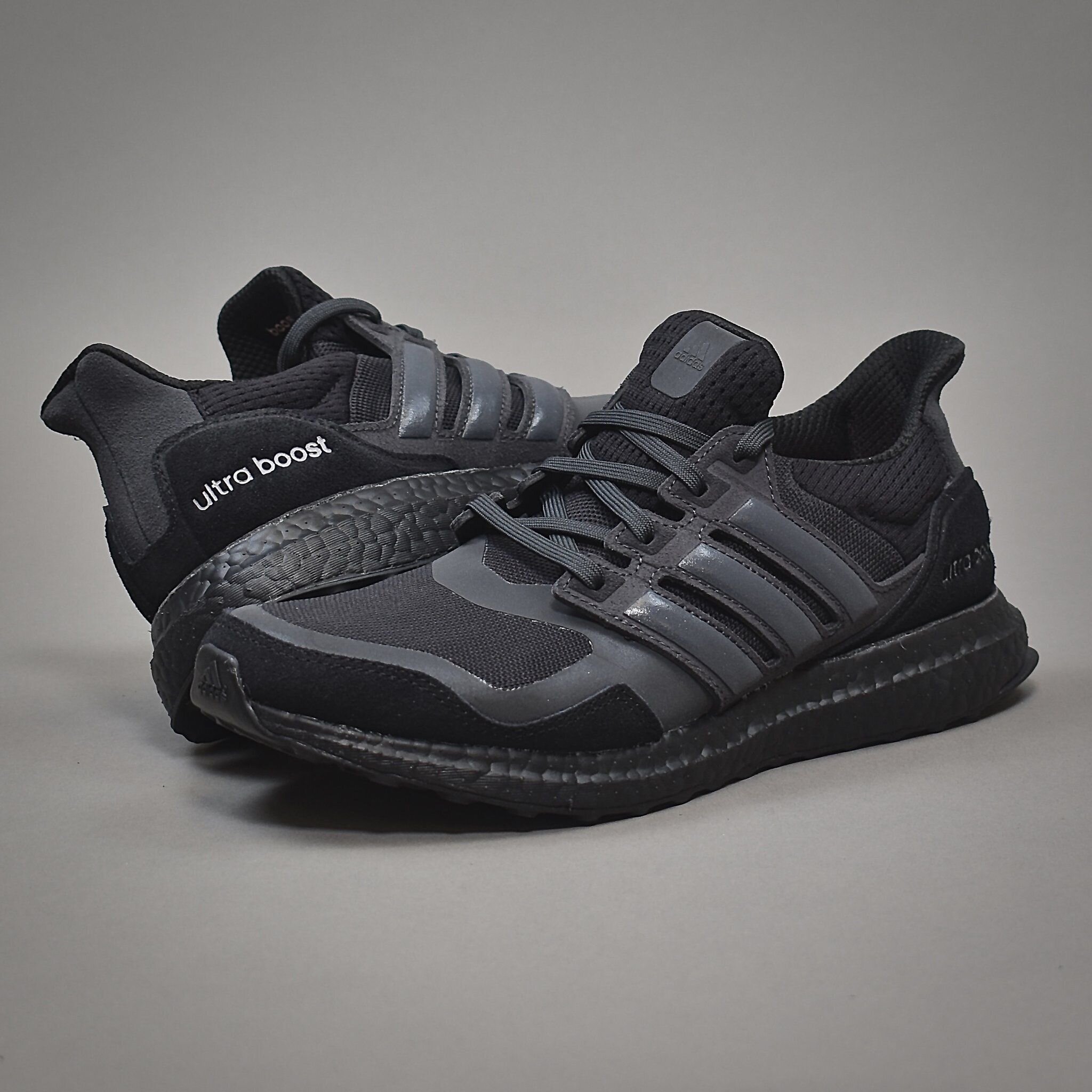 ultraboost s&l shoes black