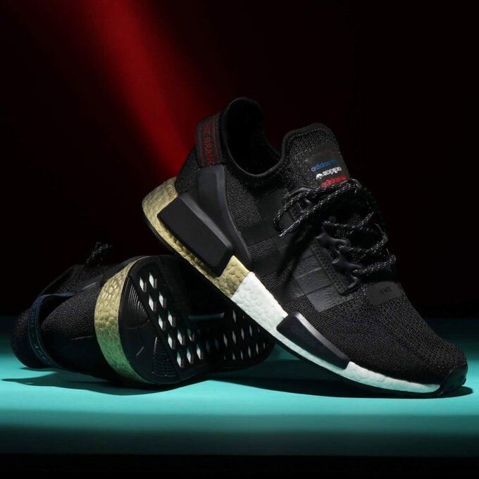 adidas nmd r1 v2 black gold