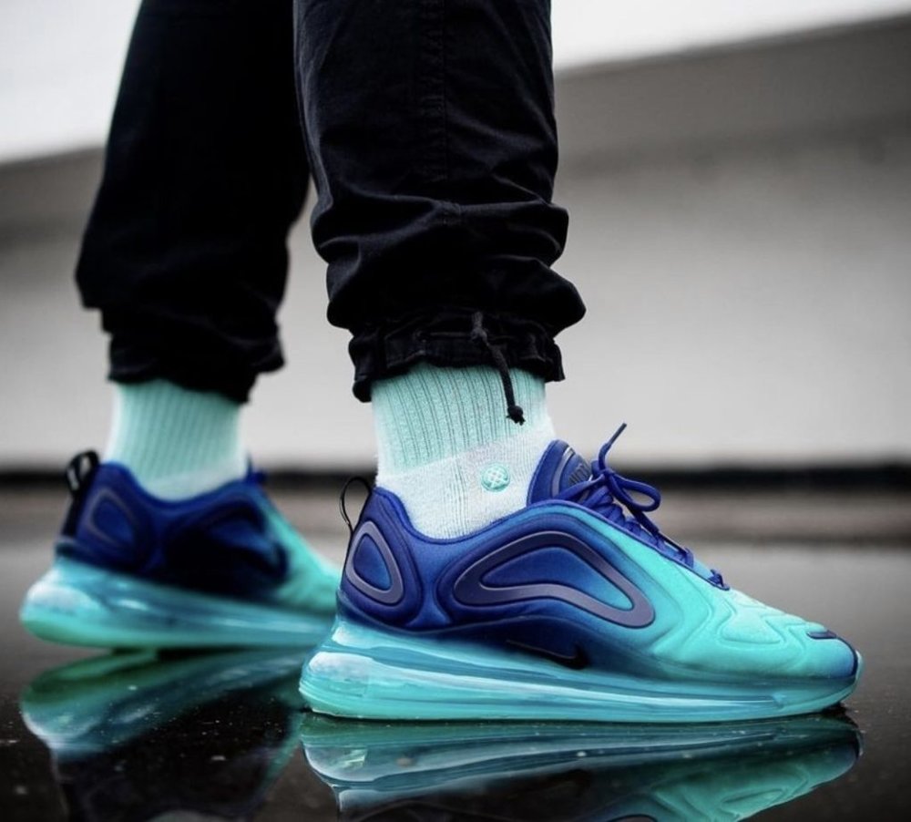 air max 720 sea forest outfit