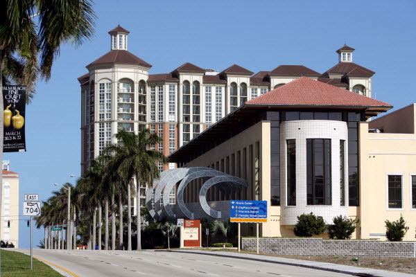Palm Beach County Convention Center, venue for the Palm Beach Fine Craft Show