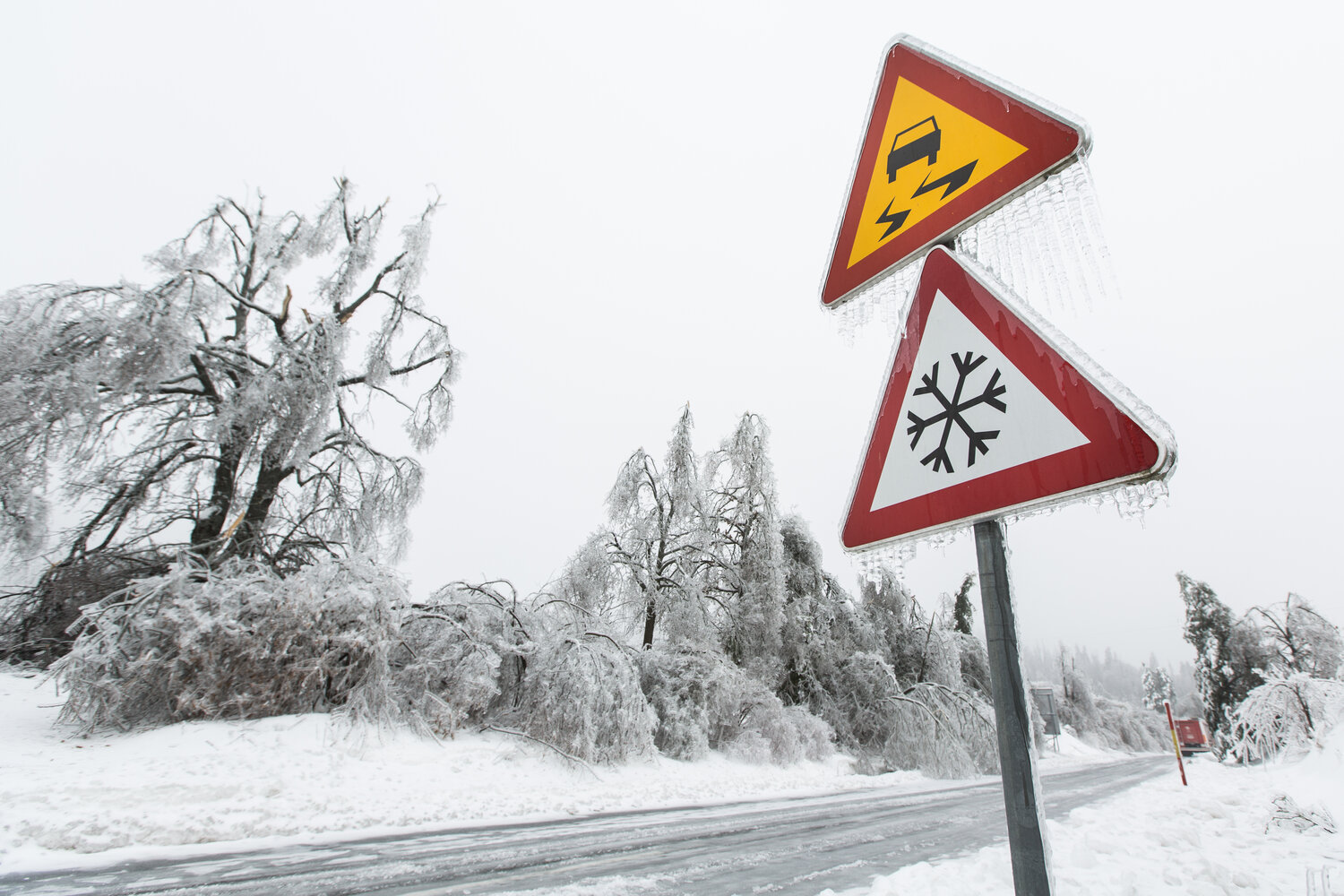 Eight tips to avoid the dangers of black ice