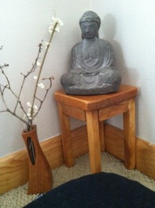 Buddha stand 1