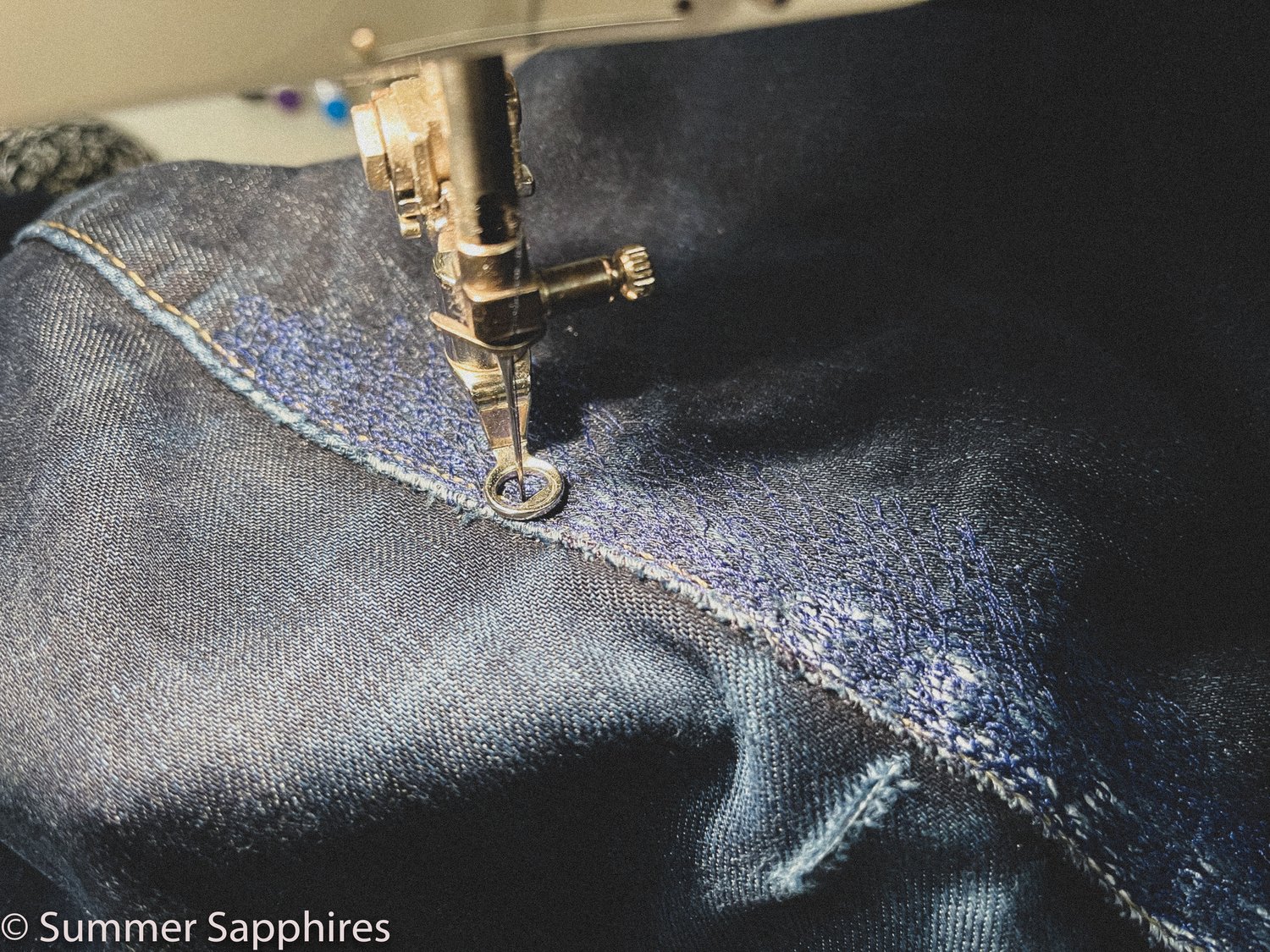 Mending Jeans with Thigh Rub Holes  Sewing hacks, Sewing jeans, Sewing