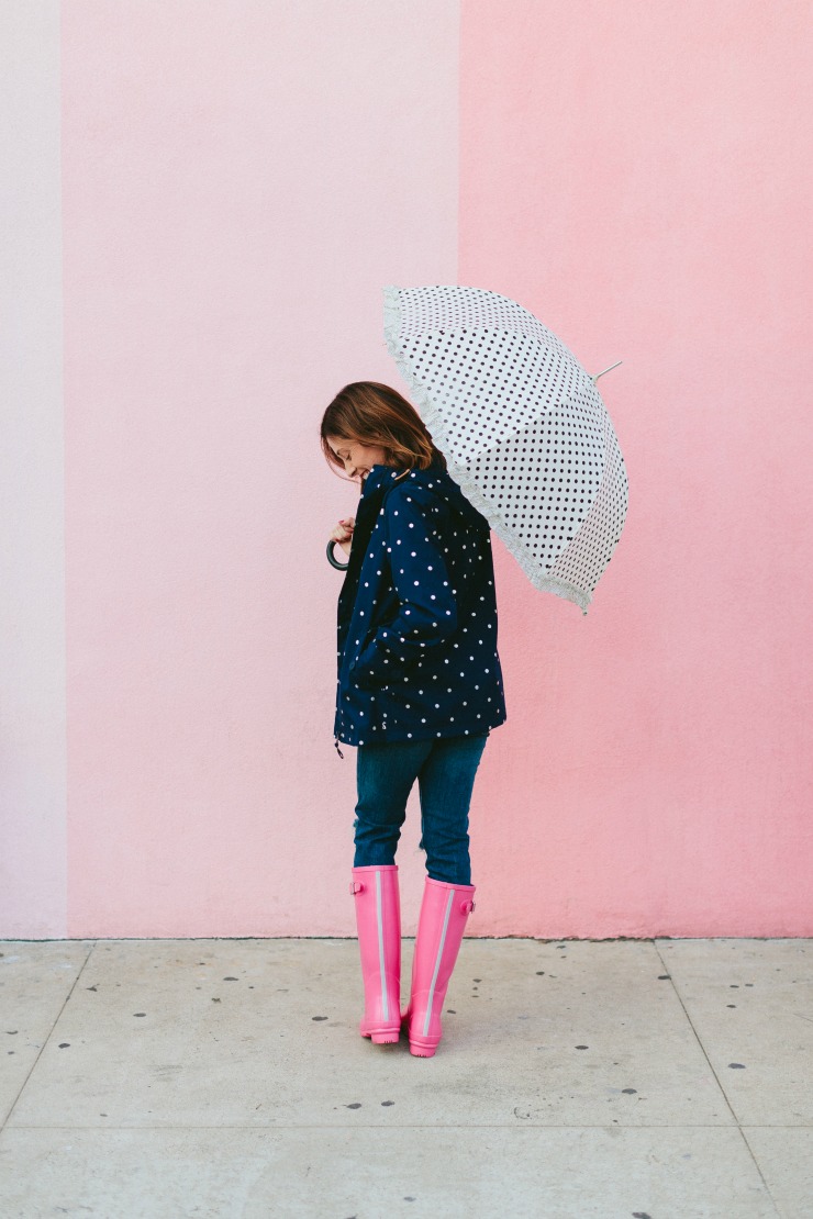 pink rain boots outfit