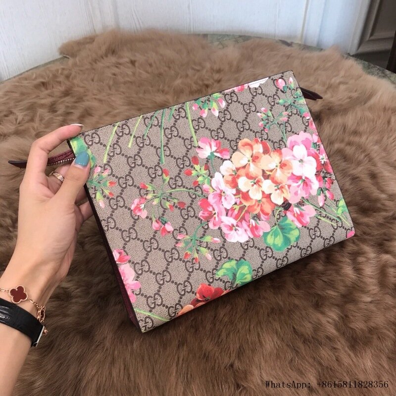 gucci bloom pouch pink