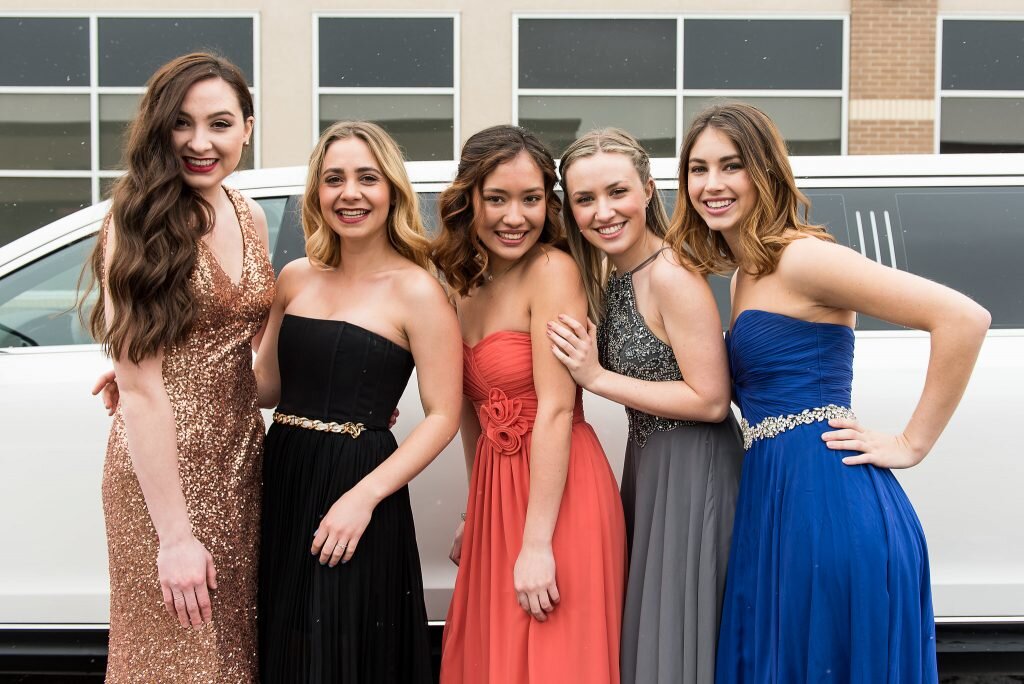 transport to your Calgary graduation or prom in a limo from Event Core