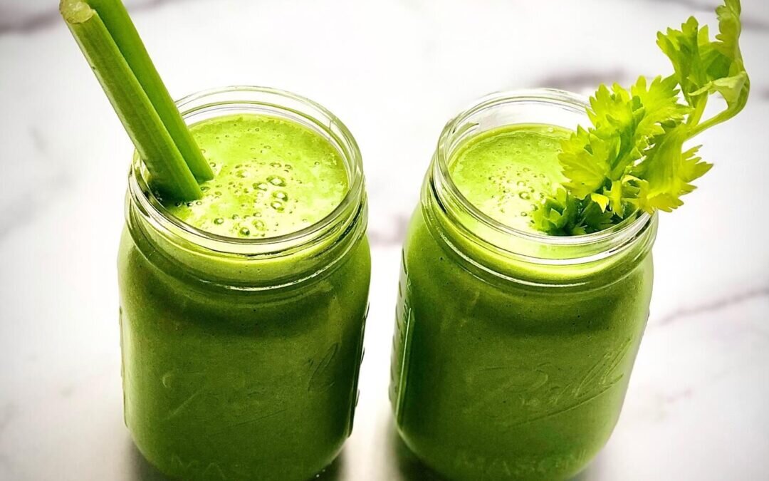 Green Smoothies with Veggies and Coconut Water — Malina Malkani