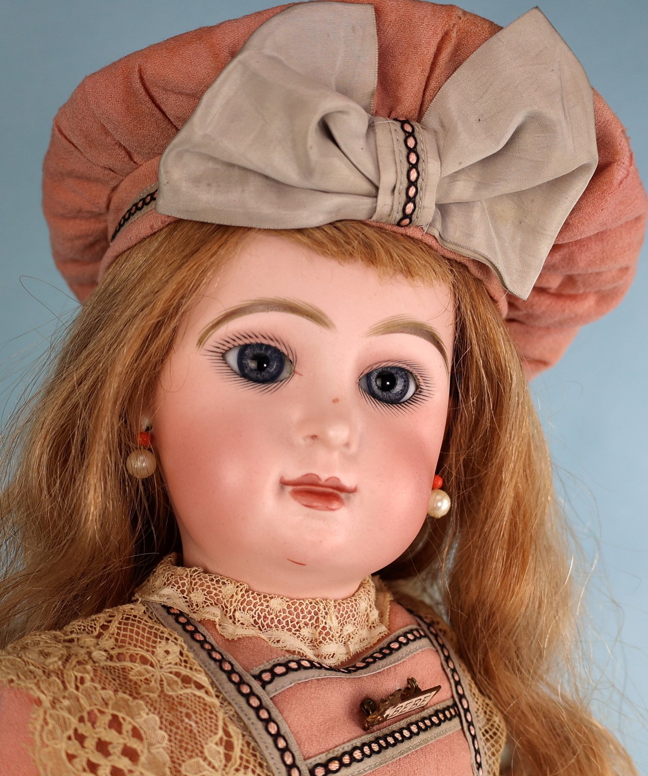 The Complete Book of All-Bisque Dolls