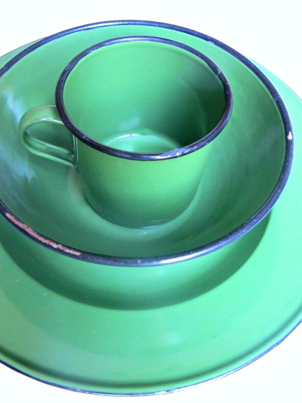 Enamelware - A Collector's Guide http://mysoulfulhome.com