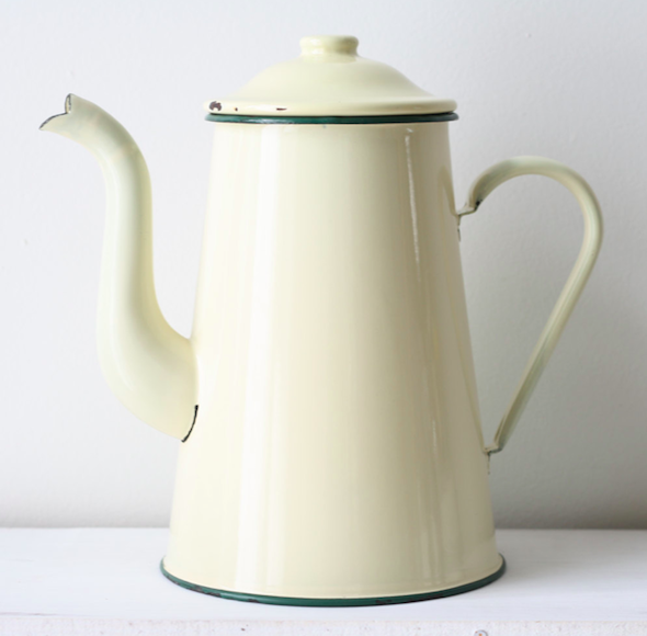 Enamelware - A Collector's Guide  http://mysoulfulhome.com