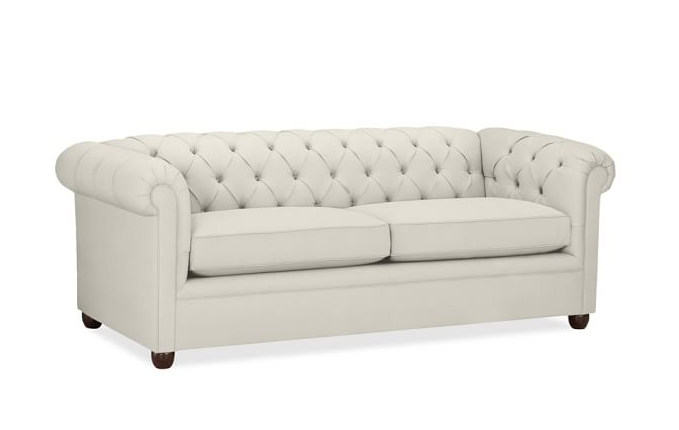 Chesterfield sofa Pottery Barn http://mysoulfulhome.com