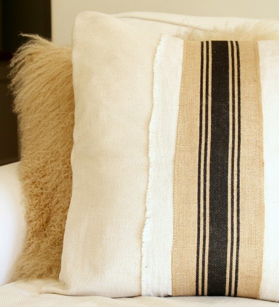 Drop cloth pillow tutorial http://mysoulfulhome.com
