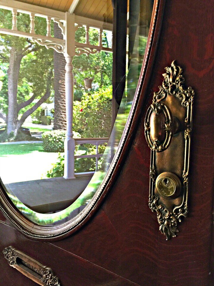 Victorian front door http://mysoulfulhome.com