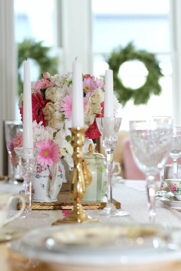 Valentine table setting http://mysoulfulhome.com