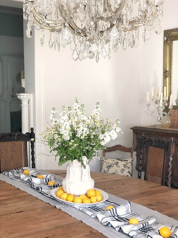 Dining room chandelier http://mysoulfulhome.com