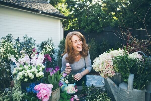 My Soulful Home ~ a year in flowers http://mysoulfulhome.com