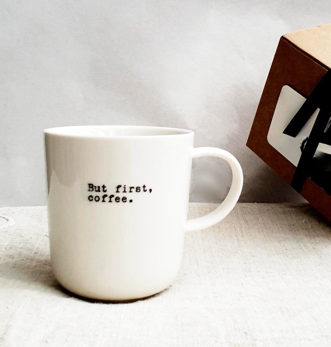 Mug - But first, coffee - Mug en porcelaine fait main ou en